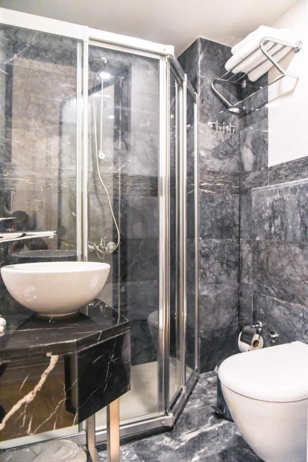 Luxir Hotel Истанбул Екстериор снимка